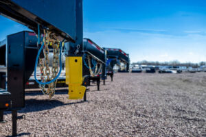 lock gooseneck trailer
